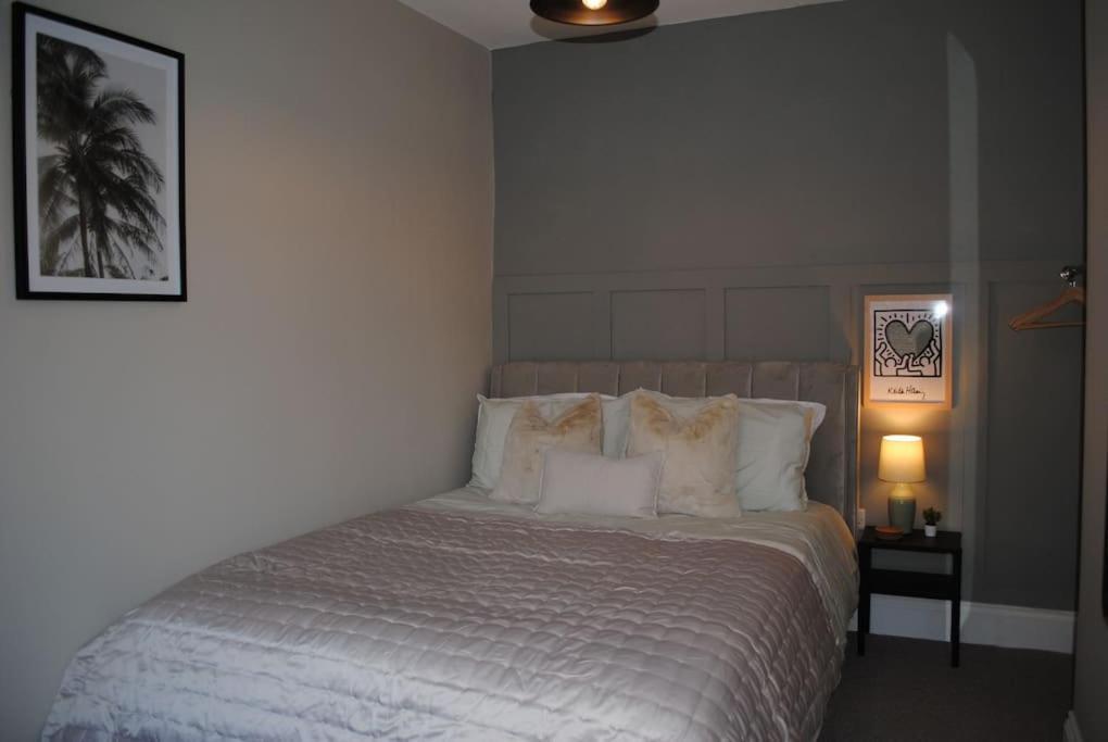 Cosy Renovated House In Warrington Βίλα Εξωτερικό φωτογραφία